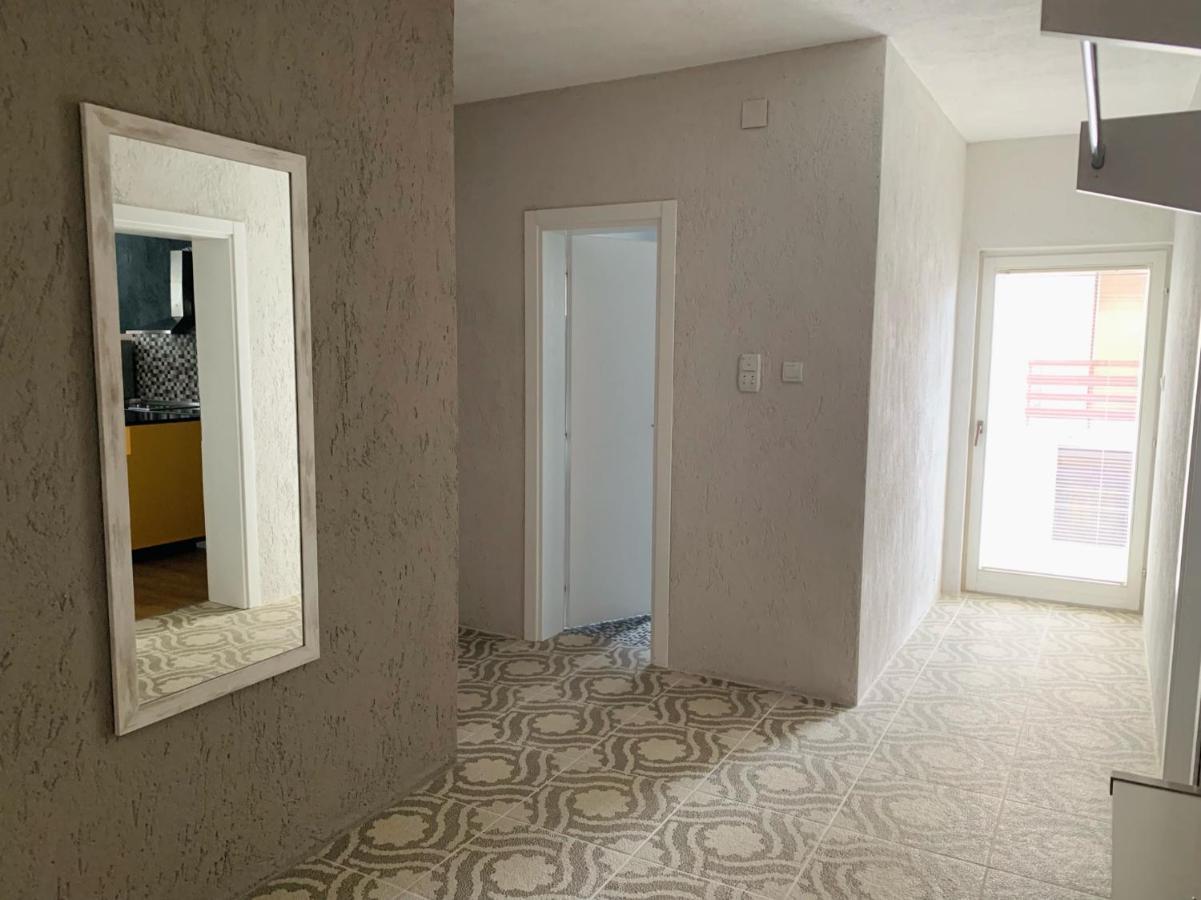 Eli&Kire'S Home บิโตลา ภายนอก รูปภาพ