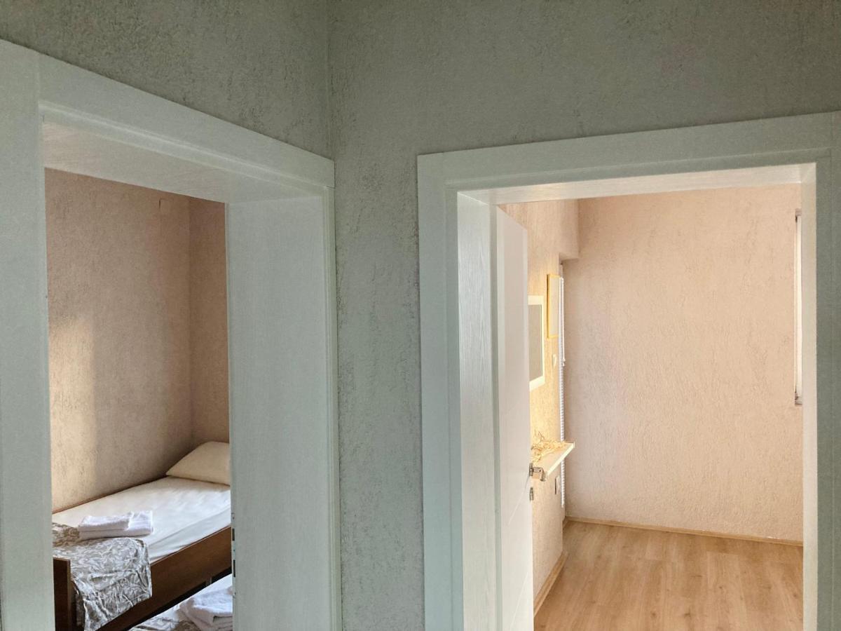 Eli&Kire'S Home บิโตลา ภายนอก รูปภาพ